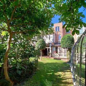 4* Bed & Breakfast Exterlaer